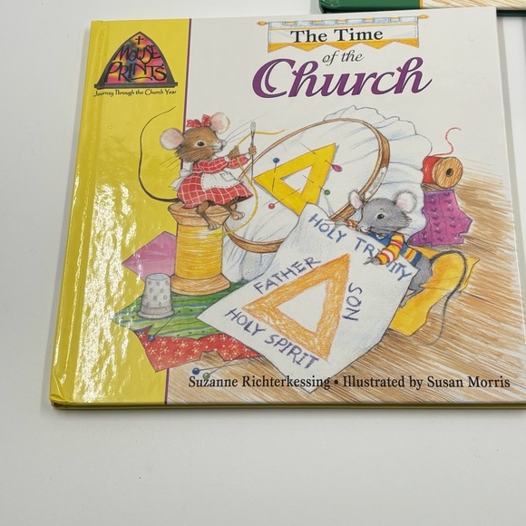 Mouse Prints Journey Through the Church Year Book Set & CD - Picture 2 of 8